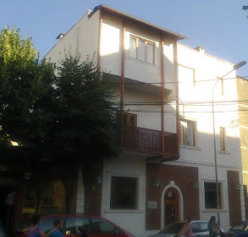 Boutique Artist Hotel Tirana Exterior photo