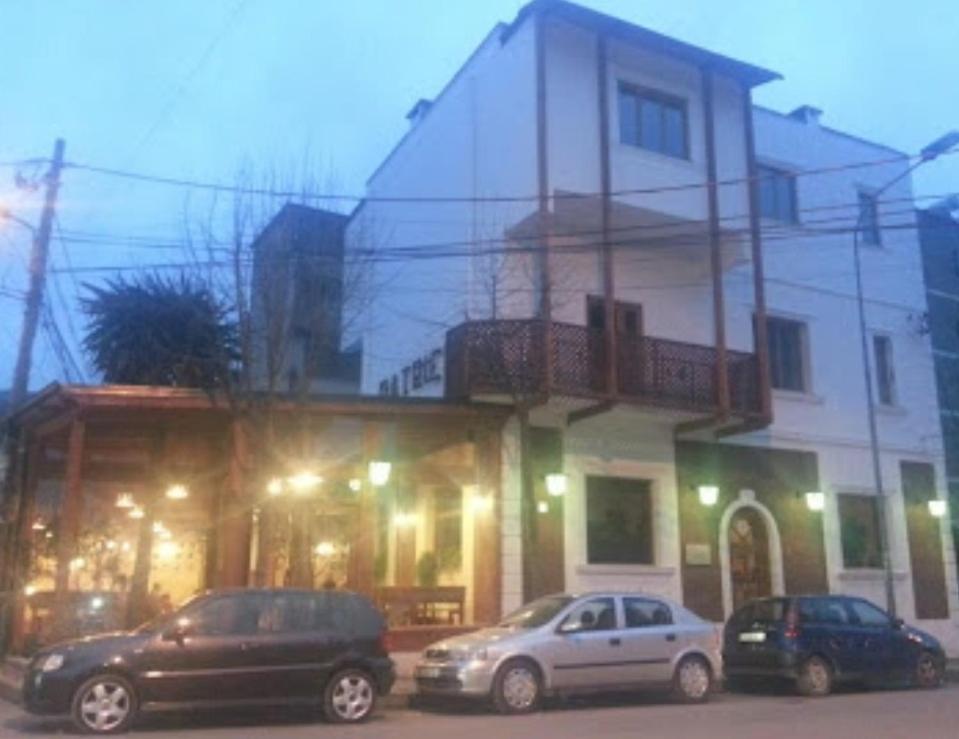 Boutique Artist Hotel Tirana Exterior photo