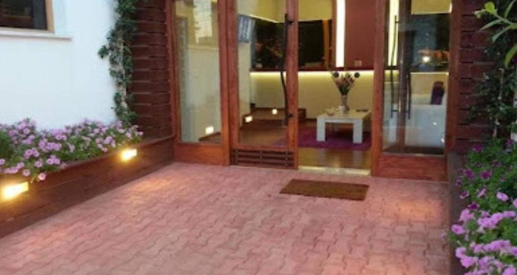 Boutique Artist Hotel Tirana Exterior photo