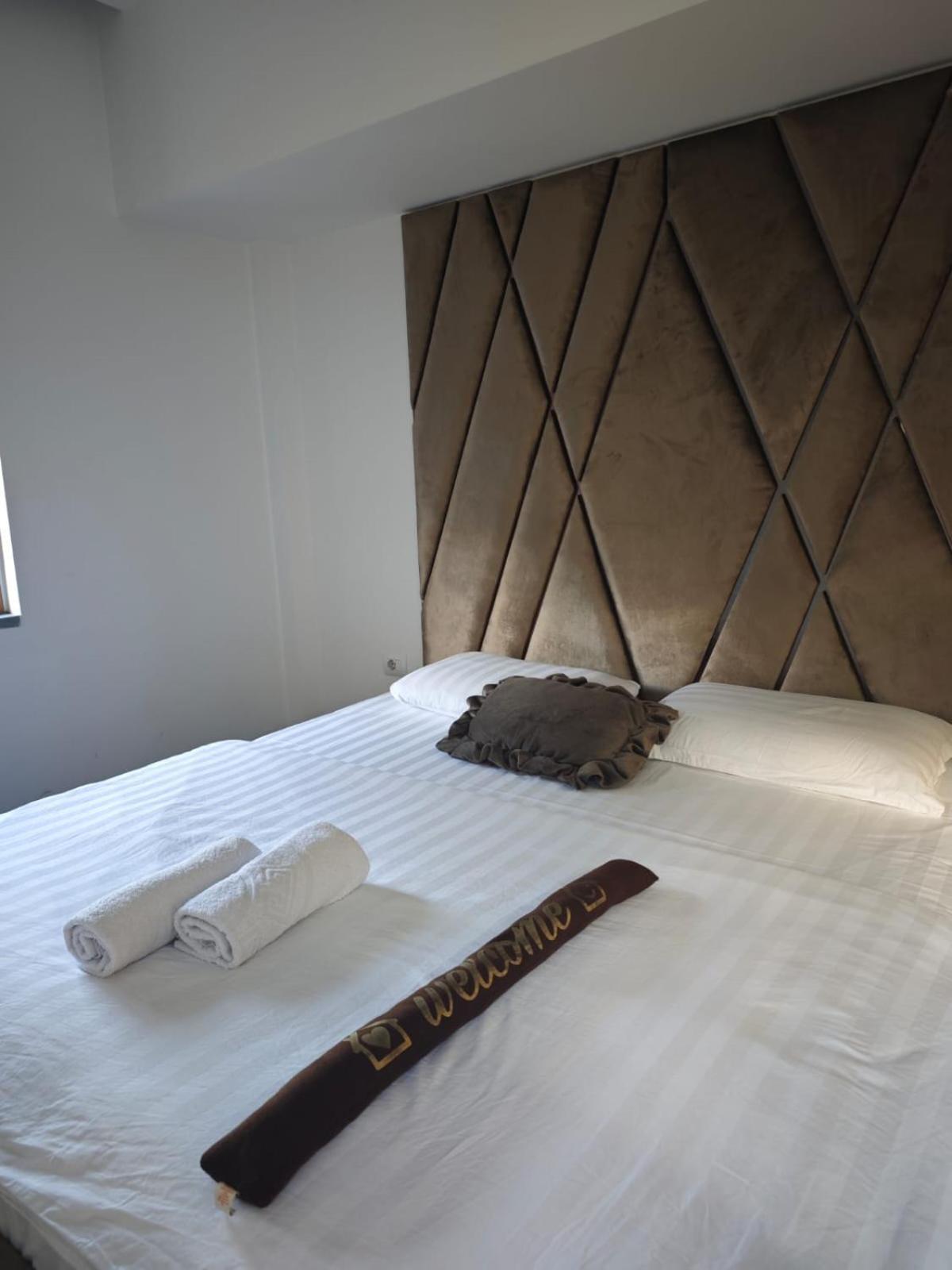 Boutique Artist Hotel Tirana Exterior photo
