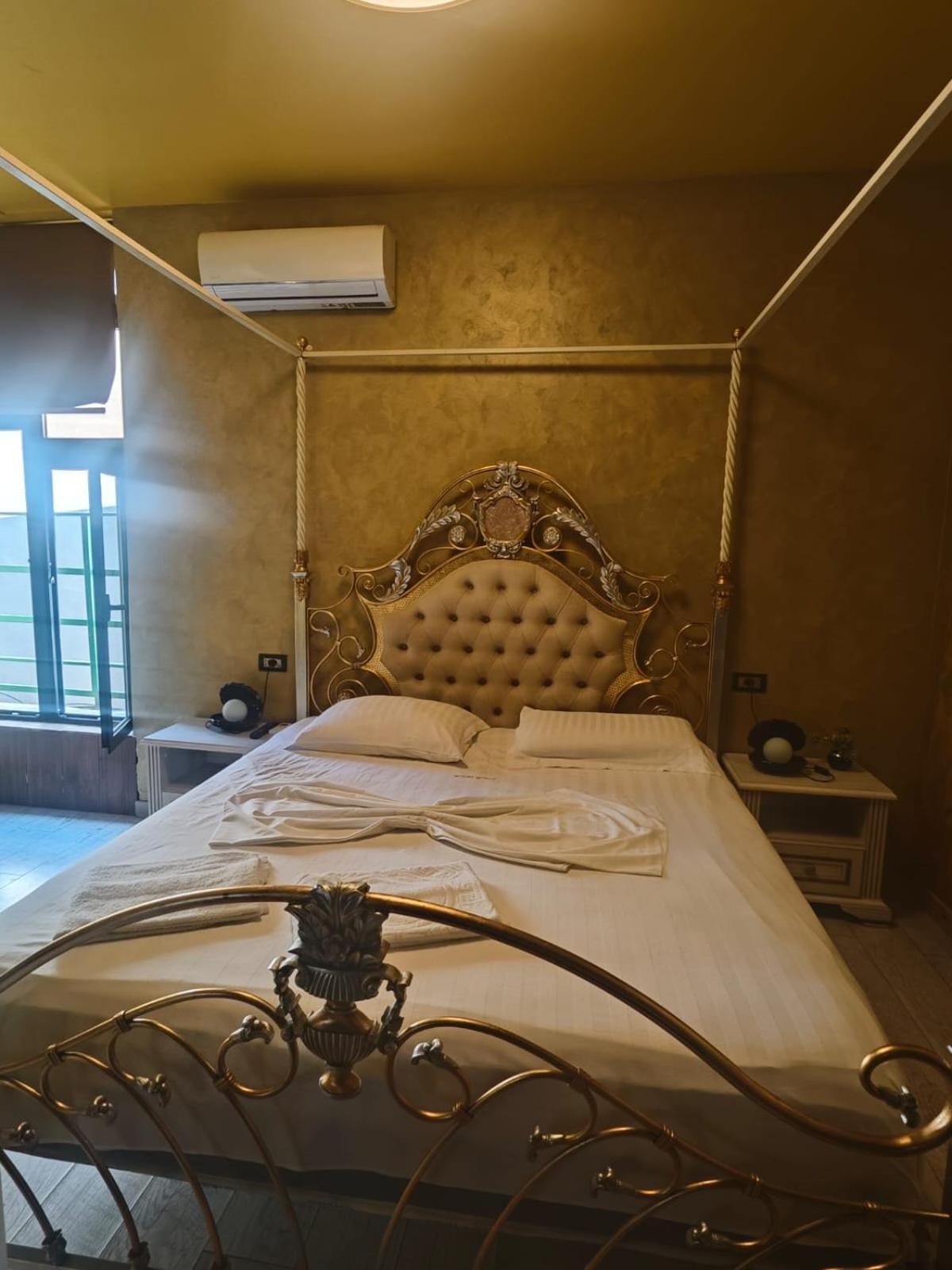 Boutique Artist Hotel Tirana Exterior photo